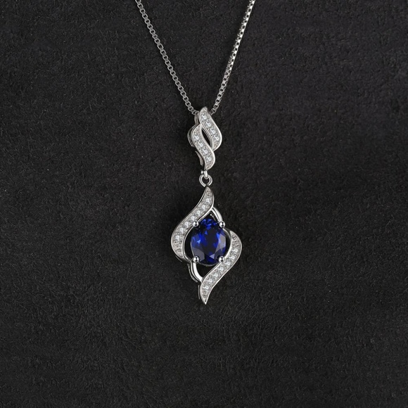 Elegant Blue Sapphire Pendant -925 Sterling Silver - Picture 3 of 5